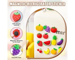 12 Stuks Magnetische Koelkaststickers in Cartoon Fruitstijl - Grappige Muurstickers voor Keuken en Auto, Zelfklevend en Decoratief