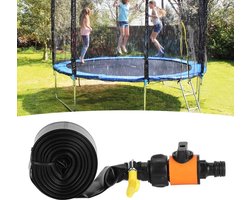 12m - Outdoor trampoline sproeier - Sproeislang - trampoline sproeislang - Tuinaccessoires - watergeef gereedschap - kinderen buitenspeelgoed - geschikt voor tuintrampoline - oranje kleur