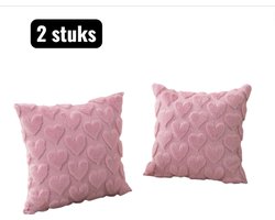 2 stuks - Kussenslopen - Kussensloop - Kerstversiering - Fluwelen Kussenhoes met Hartje Borduursel - 45x45cm Pluche Kussensloop voor Bank en Bed - Katoen - Geschikt als decoratieve kussens voor Valentijnsdag en Kerstmis - Roze hartpatroon
