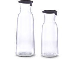 2x Glazen karaffen met siliconen deksel 700 ml en 1000 ml - Zeller - Keukenbenodigdheden - Tafel dekken - Koude dranken serveren - Karaffen/schenkkannen met dop