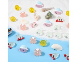 30pcs Luminous Mini Ocean Figurines - 6 Styles Resin Sea Animals - Glow in The Dark Miniature Ocean Ornaments - Dollhouse Garden Decoration Party Supplies - Needlework Accessories