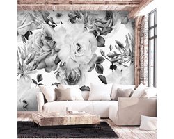343cm X 245cm - Zelfklevend fotobehang -  Wit Grijze Bloemen  , Premium Print