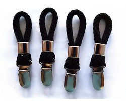 4-delige set keukendoekclips, bestaande uit metalen keukendoekclips met ophangringen, stoffen haken en clips.