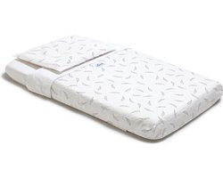 4-delige Wieg Beddengoed Set - Hoeslaken 83 x 50 cm + Dekbedovertrek + Kussensloop + Matrasbeschermer | Dormivo