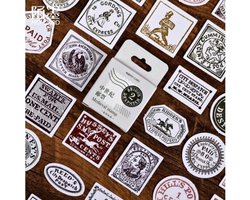 45 Stickers Vorm Postzegel Medieval - Thema Post en Frankering - D078 - Voor Scrapbook Of Bullet Journal- Stickers Voor Volwassenen En Kinderen - Agenda Stickers - Decoratie Stickers -Stickerdoosje