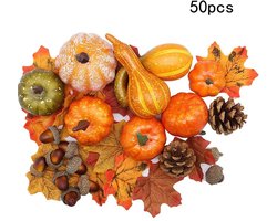 50 stuks Halloween decoratie rekwisieten Kunstmatige mini pompoen bessen Esdoornblad DIY knutselwerkje voor Halloween feestdecoratie