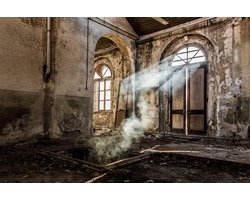 Abandoned Building Collection- Kristal Helder Galerie kwaliteit Plexiglas 5mm.- Blind Aluminium Ophang-frame- Fotokunst- luxe wanddecoratie- Akoestisch en UV Werend- inclusief verzending