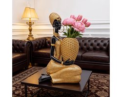 Afrikaanse stijl zwart en goud omhelzende vaas vrouwenbeeld ornament | Handgeweven getextureerde vaas die zowel als vaas als sculptuurornament dient. 23x13cm