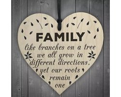 Akyol - family hartje - Houten kerst decoratie voor kerstboom - wijnglas hanger - familie - kerstboom hanger voor moeder -kerstboom decoratie -kerstboom hanger hout – gezin - Bedankje - Decoratie - Hartje - School - Cadeau - Verrassing