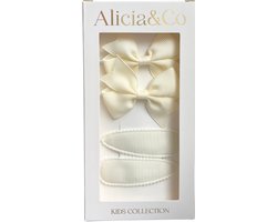 Alicia&Co - Classic Bow Set - Cloud White - Set van 2 haarclips en 2 haarelastiekjes - cadeau - kraamcadeau - haarelastiekjes zonder metaal - haarspelden & clips - haarelastiekjes baby - haarelastiekjes kind - haarspeldjes kind - haarspeldjes baby