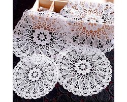 Allecto Plus - Tafellakens en Onderzetters Kant Ronde Vorm Bloemen Mat Placemat Set voor Eettafel Keuken Banket Bruiloft Decoratie 20cm Reinigbaar - Set van 4stuks