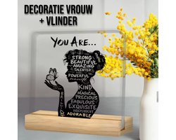 Allernieuwste.nl® Inspirerend Acryl Bureau Bord – “You Are Strong, Beautiful & Enough” Decoratie met Houten Standaard – 10 x 10 cm