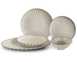 Almina Bloomy 24-delige Porseleinen Serviesset – Luxe Bloemvorm in Crème & Goud