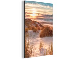 Aluminium schilderij 60x90 cm - Wanddecoratie metaal - Duin - Planten - Zonsondergang - Strand - Zee - Metalen muurdecoratie woonkamer - Decoratie industrieel - Foto op dibond - Industriële accessoires slaapkamer