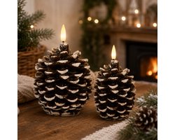 Anna's Collection Dennenappel LED kaarsen - 2 formaten - bruin - 10 en 12,5 cm - herfst - kerst