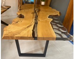 Arka Woods - Epoxy en kastanje hout eettafel - Kyara