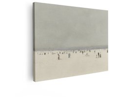 Artaza Canvas Schilderij Een Schilderachtig Strandtafereel met Badgasten in de Verte en de Zee op een Bewolkte Dag - 40x30 cm - Klein - Wanddecoratie Woonkamer - Schilderijen - Muurdecoratie