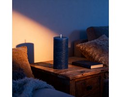 Arti Casa Rustieke Stompkaars - Ongeparfumeerd - Cilindervorm - Gemaakt van Wax - Sfeervolle Kaars voor Binnen - Geschikt voor Woonkamer of Eettafel - Afmeting Ø7 x H13 cm - Kleur Blauw