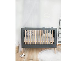 ATB Baby Bed - Massief Eiken - Verstelbaar - Inclusief Matras - Grijs / Naturel - 120 x 60 CM