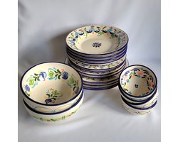 Atelier Fiesta | 18-delig servies | Deco - Spaans Boerenbont Gebroken Wit / Geel / Blauw / Groen / Rood | Handgemaakt en met de hand beschilderd | Dinerborden, ontbijtborden, schalen en kommen