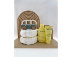 Baby •Kraam Cadeaupakket Jongen• Luiertaart Speelgoed Bus Zwitsal - Leuk om cadeau te geven - Perfect Gifts
