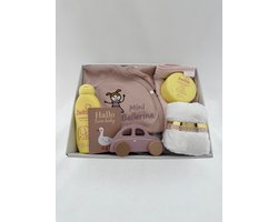 Baby •Kraam Cadeaupakket Meisje• VIB Zwitsal Roze - Leuk om cadeau te geven - Perfect Gifts