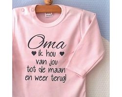 Baby Rompertje roze meisje met tekst | Oma ik hou van jou tot de maan en weer terug | lange mouw | roze met grijs | maat 50/56 | hoera je wordt grootmoeder zwangerschapsaankondiging bekendmaking baby opkomst Geboorte Cadeau Kraamcadeau kleindochter