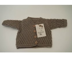 Baby-vestje-meisje-leverkleur-maat 50-handgemaakt-(Sweetbabybedstraw)