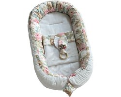 Babynest  Eliz Baby Dubbelzijdig 4 Delig Retro Flowers White waffle Babynestje Kraamkadeau