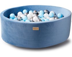 Ballenbak Baby Velvet Blauw - Speelgoed 1 jaar, 2 jaar, 3 jaar - Ballenbad Superzacht - Ballenbakken - Kidsdouche - BPA vrije ballen 200 stuks Ø 7 cm - Lichtblauw, Zilver, Parelmoer