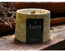 BAM kaarsen -GARDENIA geurkaars met eigen handmade rond potje en houten wiek - op basis van zonnebloemwas - cadeautip - vegan