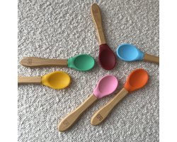 Bamboe Street bamboo organische lepels - Kinderbestek - Baby Cadeau - Kinderservies set - Baby servies - Baby bestek - Melamine & BPA-vrij - Kraamcadeau - Babyshower cadeau - Baby - Geboorte Cadeau - milieuvriendelijk - 6 stuks - afneembaar
