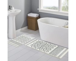 Bathroom Rug Set of 2, Non-Slip Washable Bath Mats 120 x 50 cm and Bath Mat 60 x 40 cm, Soft Artificial Wool Microfibre Absorbent Boho Bathroom Set, White