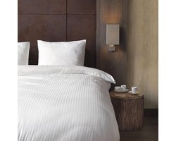 Beau Maison - Hotellinnen Wit Katoen Satijn - 260x200/220cm + 2 kussenslopen