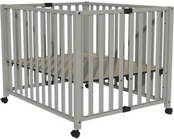 Bebies First Baby Box Met Wieltjes Sarah Clay 76 x 95 cm