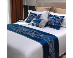 Bed Runner - Slaapkamer Decoratie - Bed Opfrissen - Zijdeachtig Nederlands Fleece - 2 Kussenslopen 30x50cm - Blauw