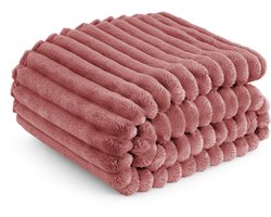 BEDSURE Fluffy Blanket - Wollen deken & fleece deken, bankdeken, zachte warme dikke corduroy deken voor kamerdecoratie, woon- & knuffeldekens, bedsprei, donkerroze, 150 x 200 cm