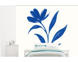 Behang - Fotobehang Bloem - Blaadjes - Minimalistisch - Blauw - Breedte 325 cm x hoogte 260 cm