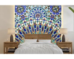 Behang - Fotobehang Een Marokkaanse mozaïekmuur met verschillende vormen - Breedte 240 cm x hoogte 240 cm
