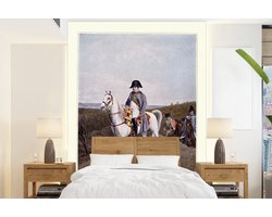 Behang - Fotobehang Illustratie van Napoleon Bonaparte op een wit paard onder een grijze lucht - Breedte 195 cm x hoogte 260 cm