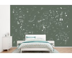 Behang - Fotobehang Kaart - Wereld - Kinderen - Groen - Breedte 420 cm x hoogte 280 cm