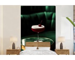 Behang - Fotobehang Kers - Cocktail - Rood - Marmer - Breedte 225 cm x hoogte 350 cm