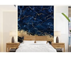 Behang - Fotobehang Marmer - Wit - Goud - Luxe - Breedte 165 cm x hoogte 220 cm