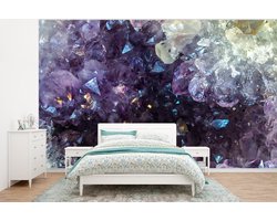 Behang - Fotobehang Steen met amethist edelsteen - Breedte 320 cm x hoogte 240 cm