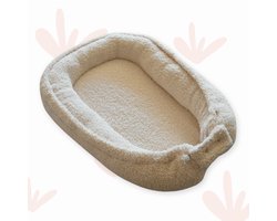 Benni & Ninni Babynest – Teddy Stof – Cream – Wasbaar – Verwijderbare Matras & Bumper – Zacht & Veilig – Newborn Nest – Met Koordjes & Drukknoopsluiting