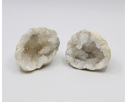 Bergkristal - geopende geode - bergkristal - edelstenen - edelsteen
