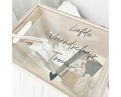Bewaardoos| Liefde op papier| Trouwen|| Bruiloft | Huwelijk | Bruiloft | Trouwdag | Huwelijkscadeau | Herinneringsdoos | Memorybox | Kraamcadeau met naam | Bewaardoos | Sieradendoos