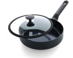 BK Blue Label Induction Koekenpan 24cm - PFAS-vrije antikleeflaag - Koekenpan inductie - Keramische koekenpan - Ovenbestendig tot 160°C - Koudgrepen - Met deksel - Zwart