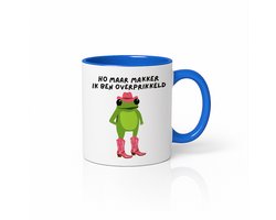 Blauw-Witte Mok – “Ho Maar Makker Ik Ben Overprikkeld” – Grappige Kikker met Roze Cowboylaarsjes – Leuk Humoristisch Cadeau – 330ml Keramische Beker