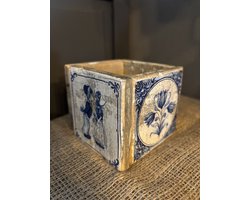 Bloempot | Oud Hollands | Delfts Blauw | Nederland | Holland | Woning | Woon | Amsterdam | Woon | Woonaccessoires | Woonaccessoire | Sfeer | Landelijk interieur | Inrichting | Inrichten | Industrieel Wonen | Hout | Natuurlijk | Houten | Decoratie